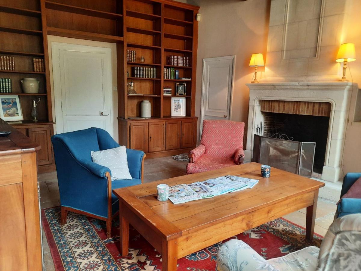 Bed and Breakfast Maison Zola Saint-Amand-Mont-Rond Exterior foto