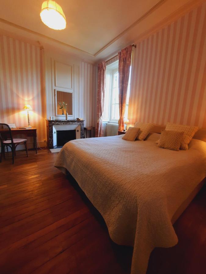 Bed and Breakfast Maison Zola Saint-Amand-Mont-Rond Exterior foto