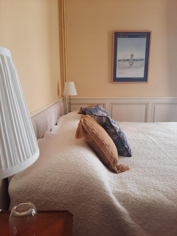 Bed and Breakfast Maison Zola Saint-Amand-Mont-Rond Exterior foto