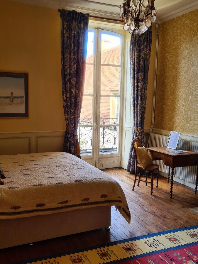 Bed and Breakfast Maison Zola Saint-Amand-Mont-Rond Exterior foto